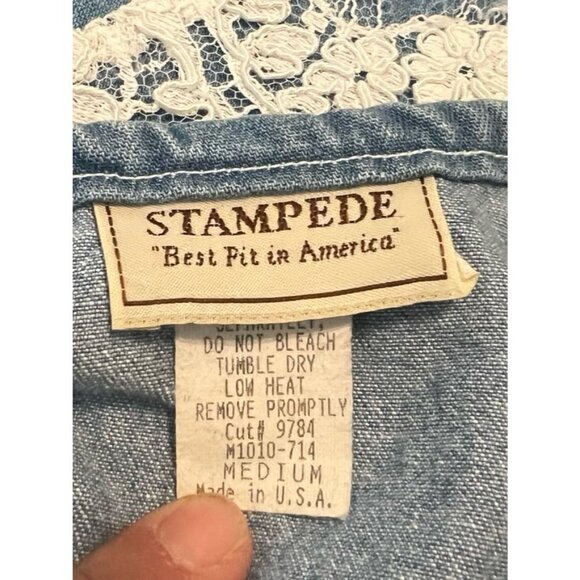 Vintage Stampede Custom Denim Vest - Picture 3 of 3